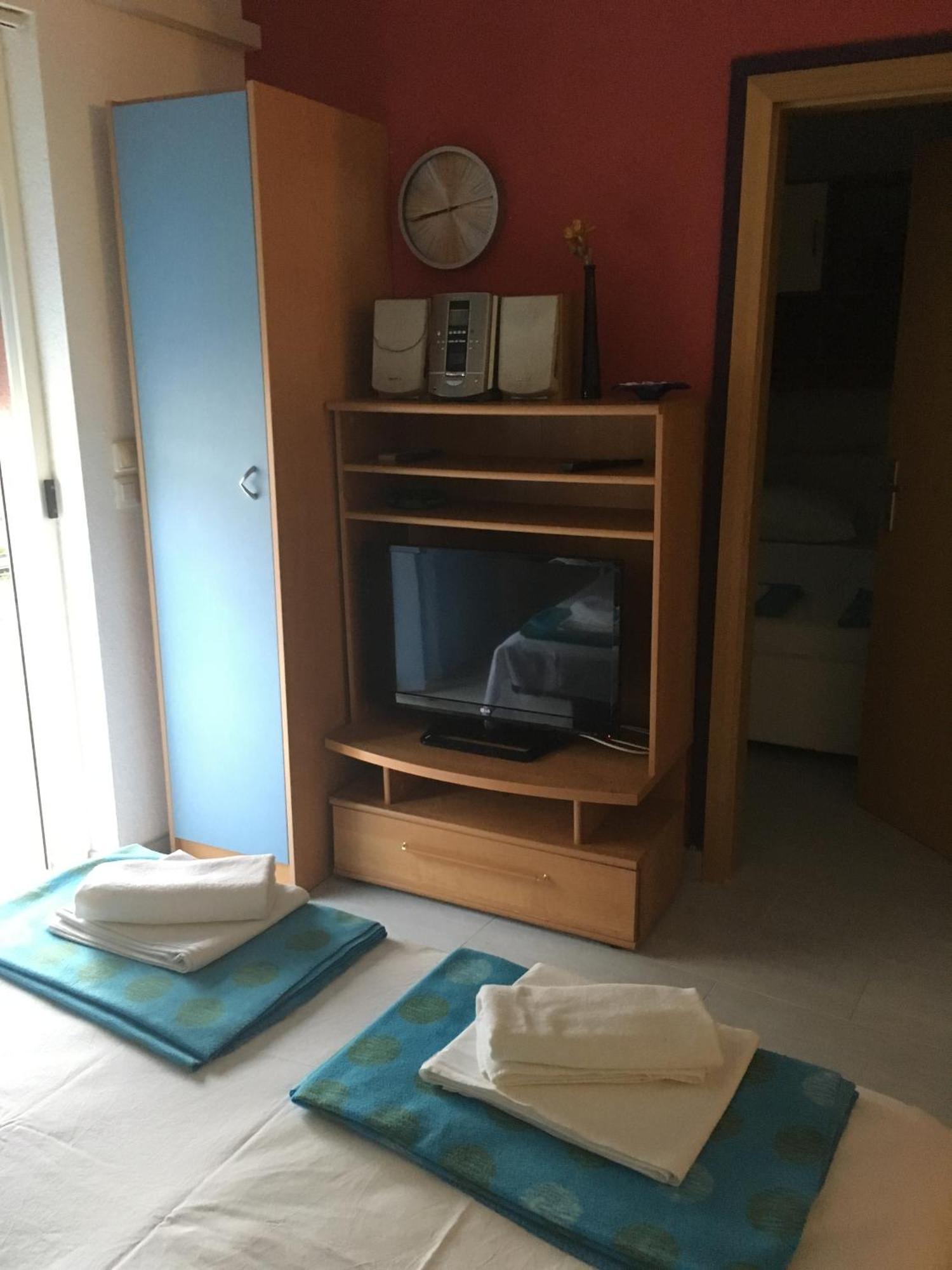 Apartments By The Sea Promajna, Makarska - 2673 Quarto foto